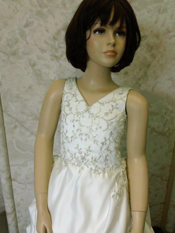 A line v-neck beaded gown